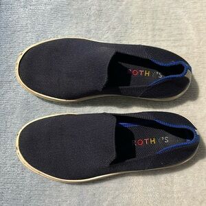 Rothy’s kids size 3 Sneakers WORN